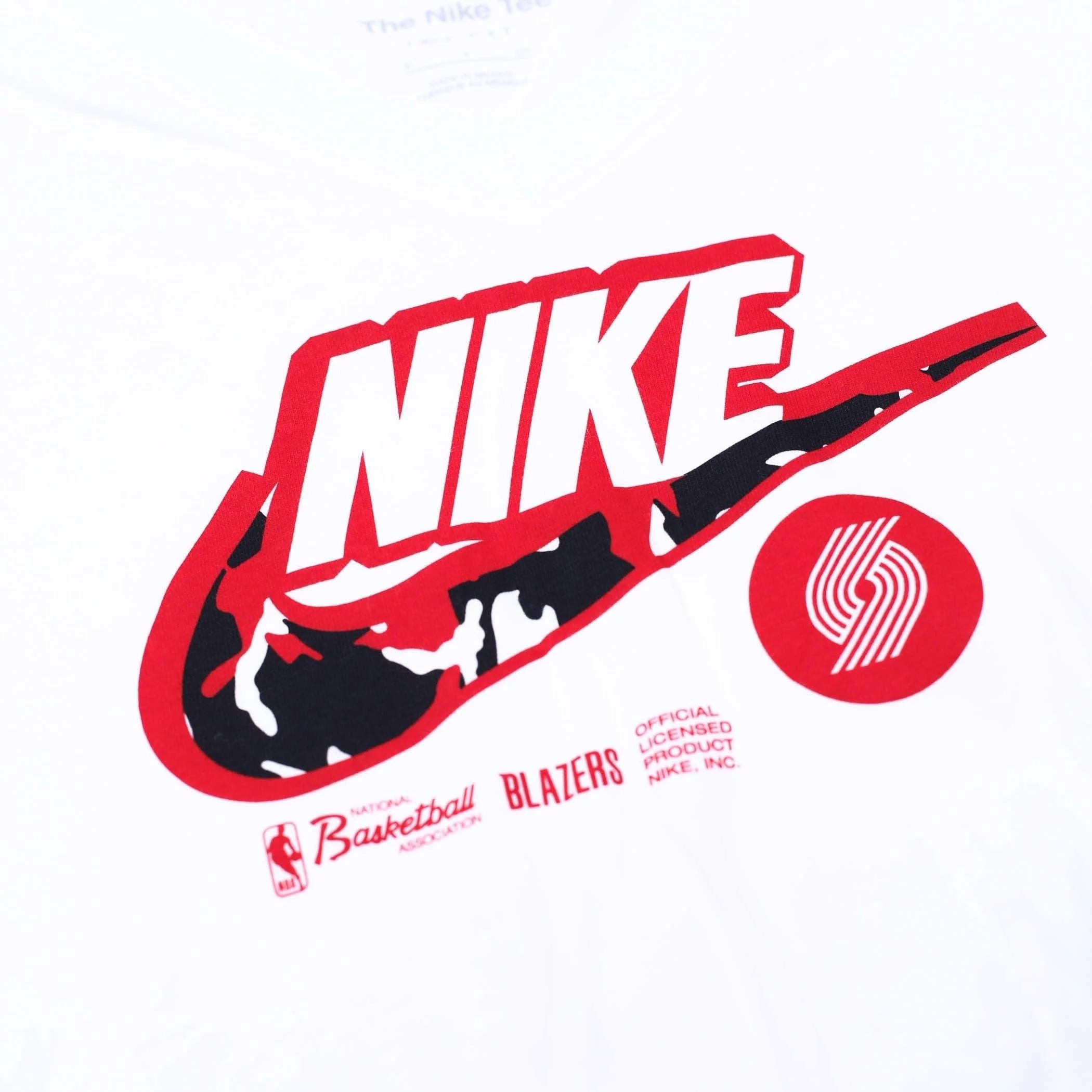 Nike Women's Retro Swoosh T-Shirt - Image 2